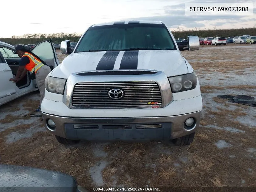 2009 Toyota Tundra Sr5 5.7L V8 VIN: 5TFRV54169X073208 Lot: 40694352