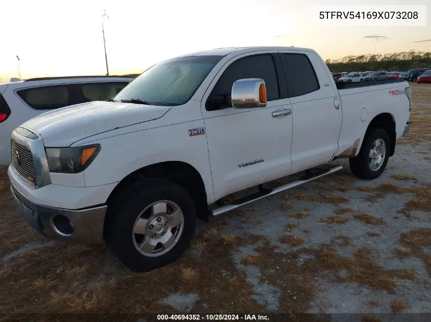 2009 Toyota Tundra Sr5 5.7L V8 VIN: 5TFRV54169X073208 Lot: 40694352