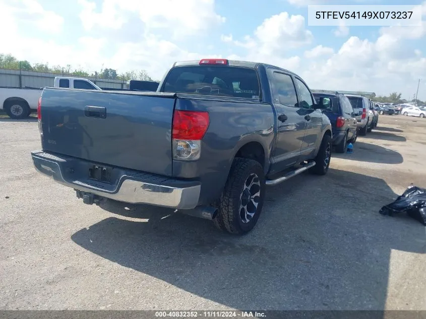 2009 Toyota Tundra Sr5 5.7L V8 VIN: 5TFEV54149X073237 Lot: 40832352