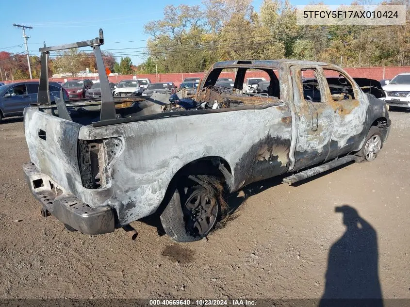 2010 Toyota Tundra Grade 5.7L V8 VIN: 5TFCY5F17AX010424 Lot: 40669640