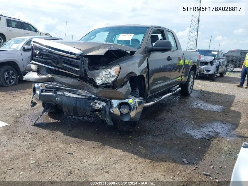 2011 Toyota Tundra Grade 4.6L V8 VIN: 5TFRM5F17BX028817 Lot: 39313990