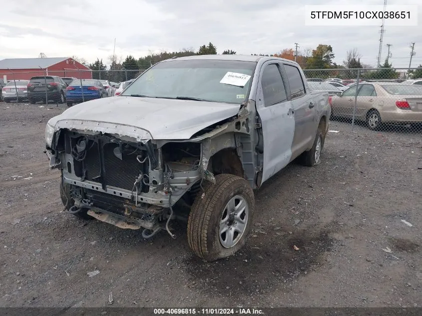 5TFDM5F10CX038651 2012 Toyota Tundra Grade 4.6L V8