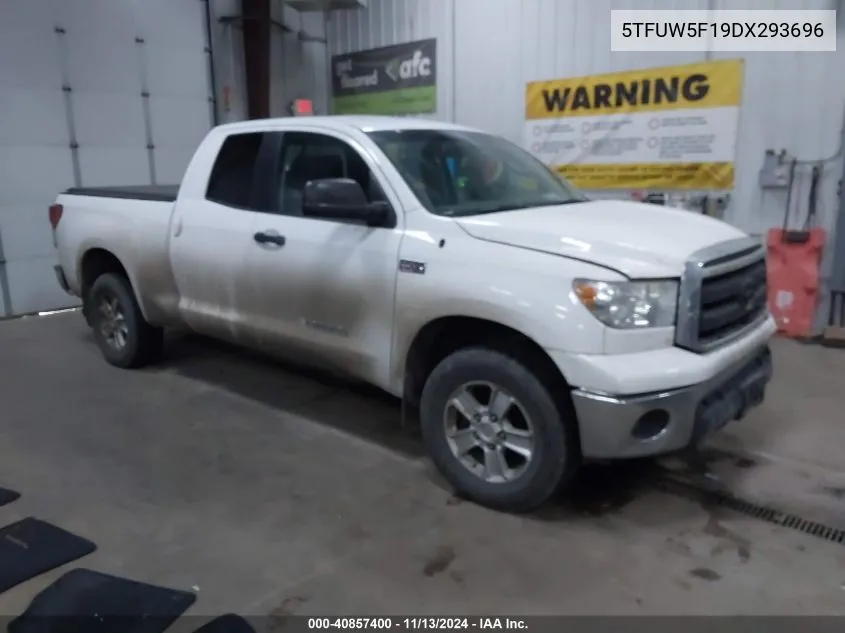 2013 Toyota Tundra Grade 5.7L V8 VIN: 5TFUW5F19DX293696 Lot: 40857400