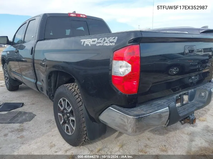 2014 Toyota Tundra Sr5 5.7L V8 VIN: 5TFUW5F17EX352987 Lot: 40544278