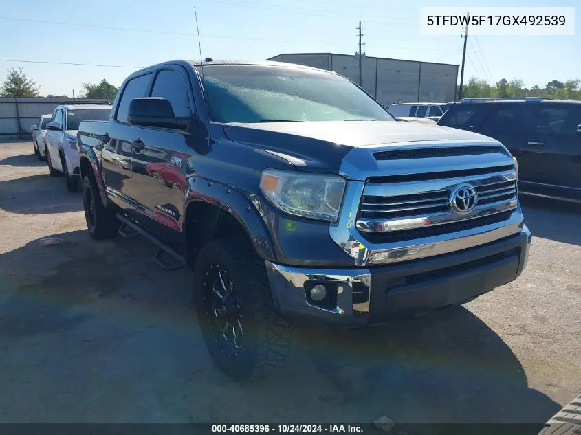 5TFDW5F17GX492539 2016 Toyota Tundra Sr5 5.7L V8