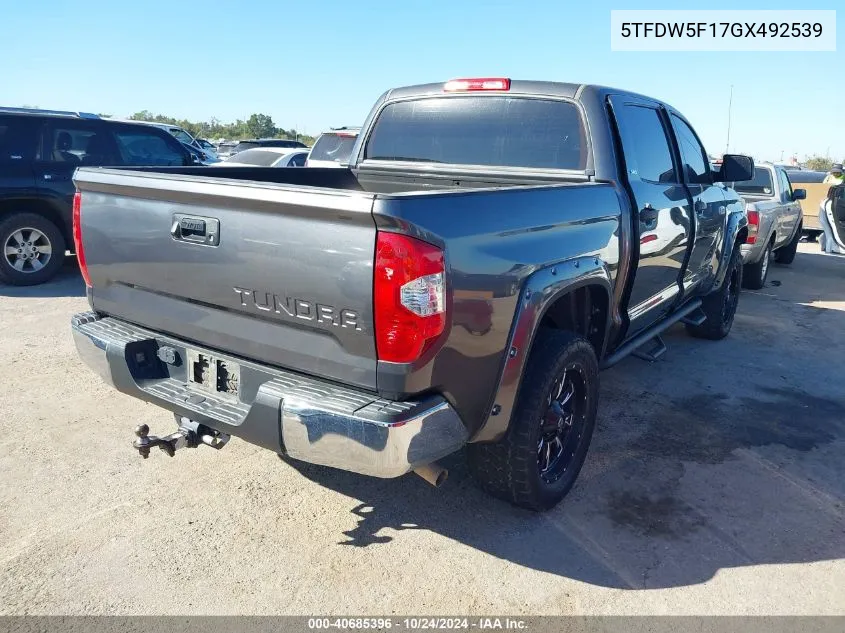 5TFDW5F17GX492539 2016 Toyota Tundra Sr5 5.7L V8