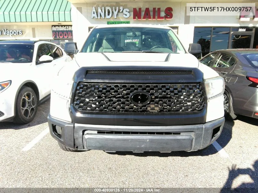 2017 Toyota Tundra Sr 5.7L V8 VIN: 5TFTW5F17HX009757 Lot: 40930125