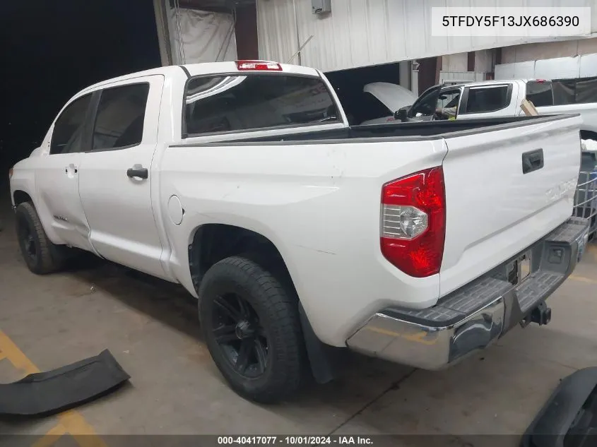 5TFDY5F13JX686390 2018 Toyota Tundra Crewmax Sr5