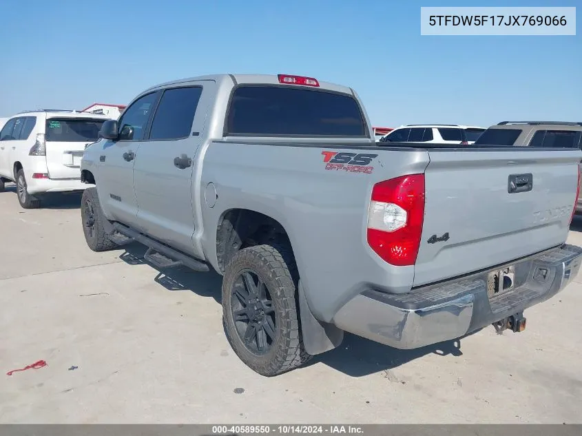 5TFDW5F17JX769066 2018 Toyota Tundra Crewmax Sr5