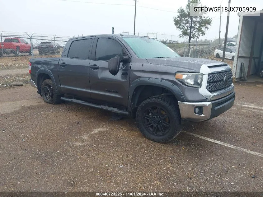 2018 Toyota Tundra Sr5 5.7L V8 VIN: 5TFDW5F18JX705909 Lot: 40723225