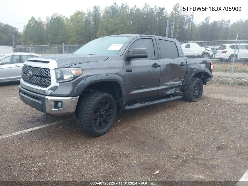 2018 Toyota Tundra Sr5 5.7L V8 VIN: 5TFDW5F18JX705909 Lot: 40723225