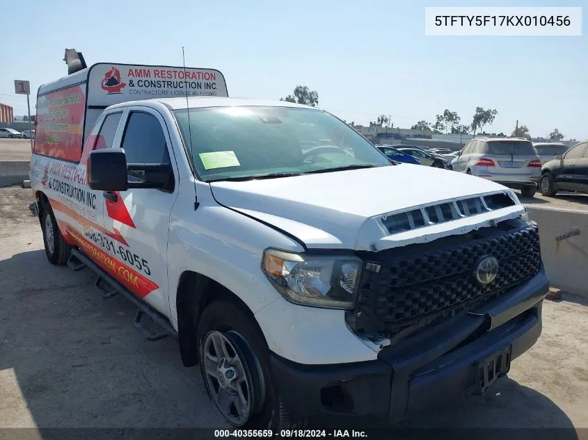 5TFTY5F17KX010456 2019 Toyota Tundra Sr 5.7L V8