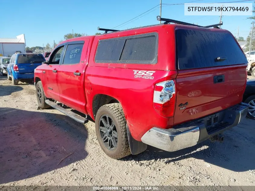 2019 Toyota Tundra Crewmax Sr5 VIN: 5TFDW5F19KX794469 Lot: 40556969