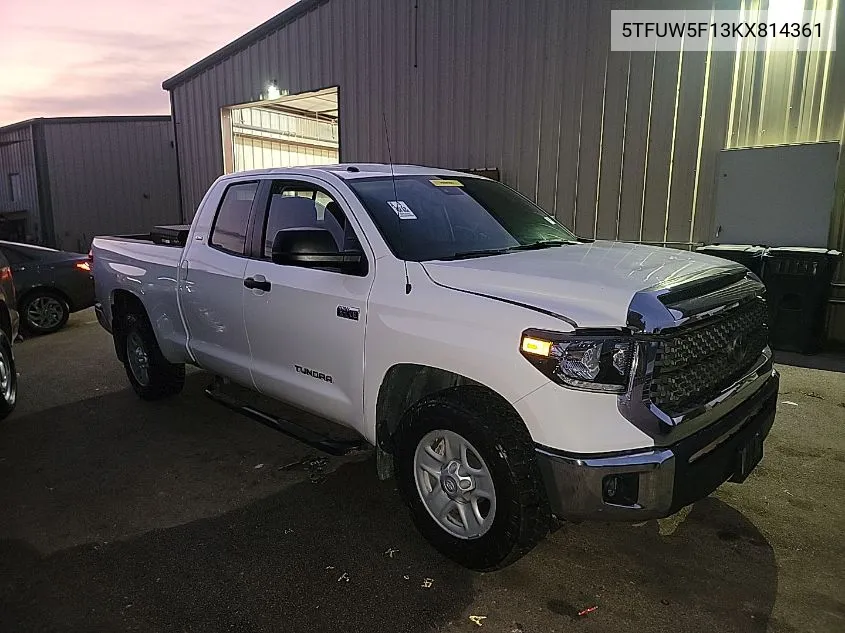 2019 Toyota Tundra Sr5 5.7L V8 VIN: 5TFUW5F13KX814361 Lot: 40696952