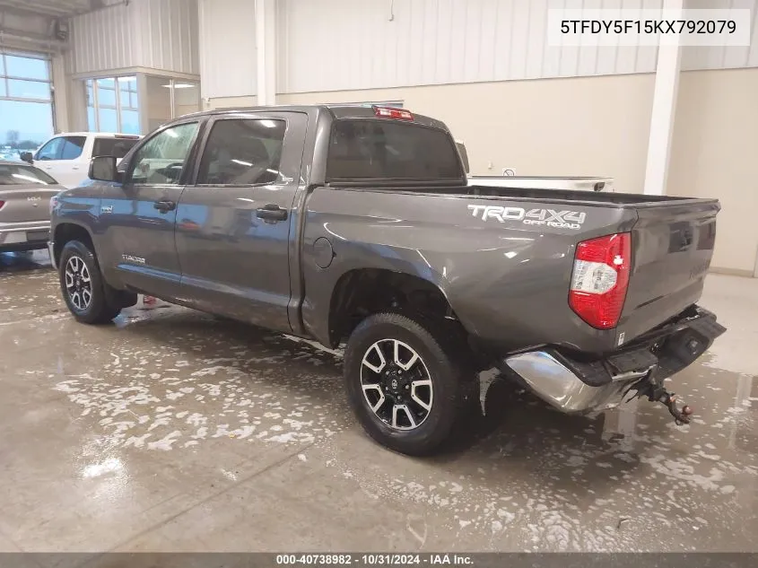 2019 Toyota Tundra Sr5 5.7L V8 VIN: 5TFDY5F15KX792079 Lot: 40738982