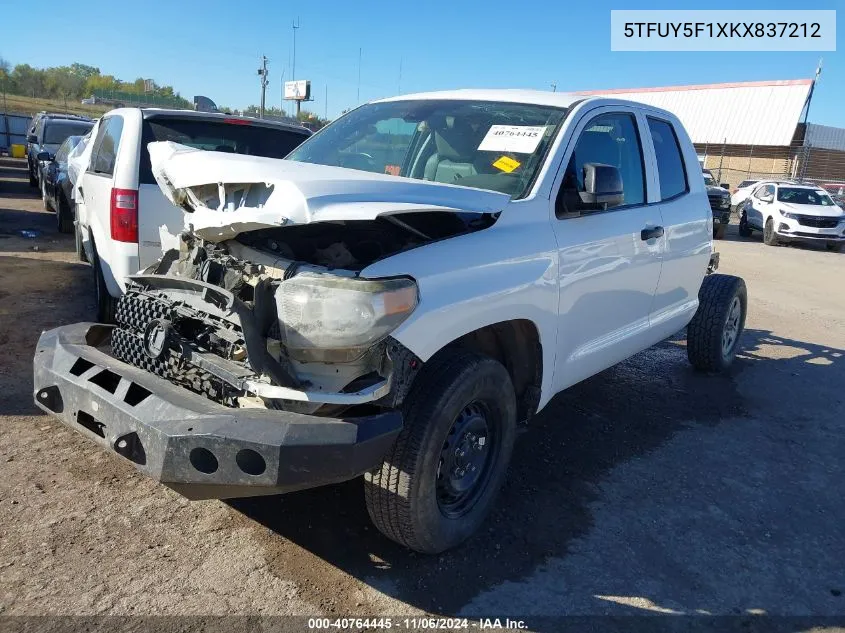 2019 Toyota Tundra Sr 5.7L V8 VIN: 5TFUY5F1XKX837212 Lot: 40764445