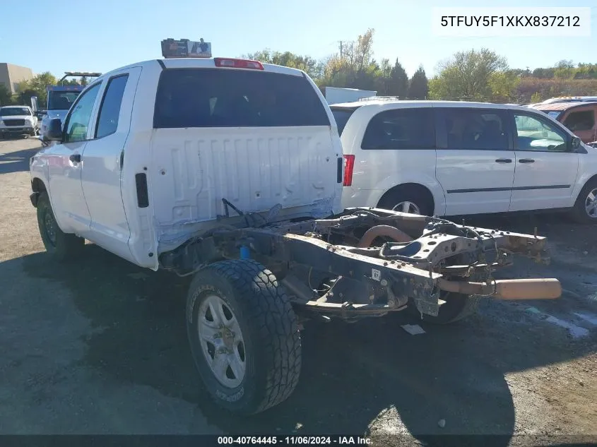 2019 Toyota Tundra Sr 5.7L V8 VIN: 5TFUY5F1XKX837212 Lot: 40764445