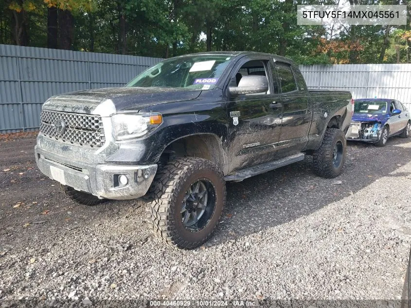 5TFUY5F14MX045561 2021 Toyota Tundra Sr5