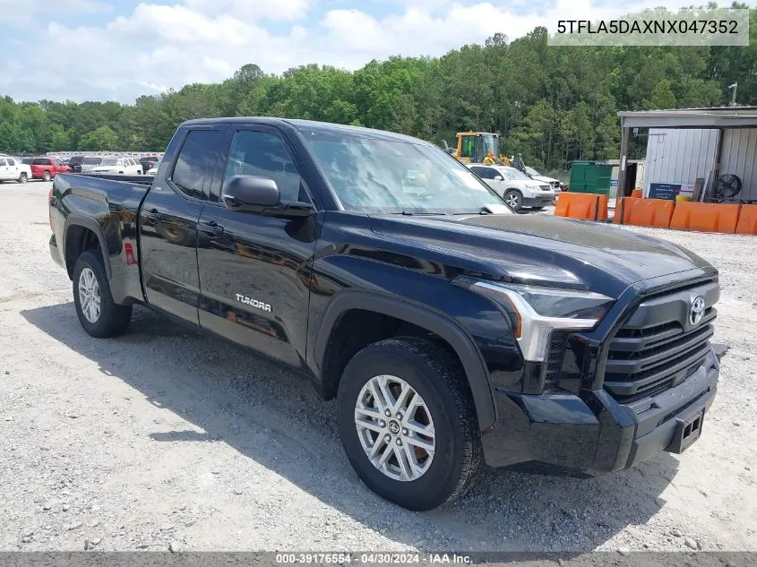 5TFLA5DAXNX047352 2022 Toyota Tundra Sr5