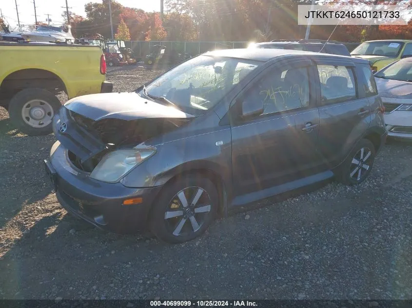 2005 Scion Xa VIN: JTKKT624650121733 Lot: 40699099