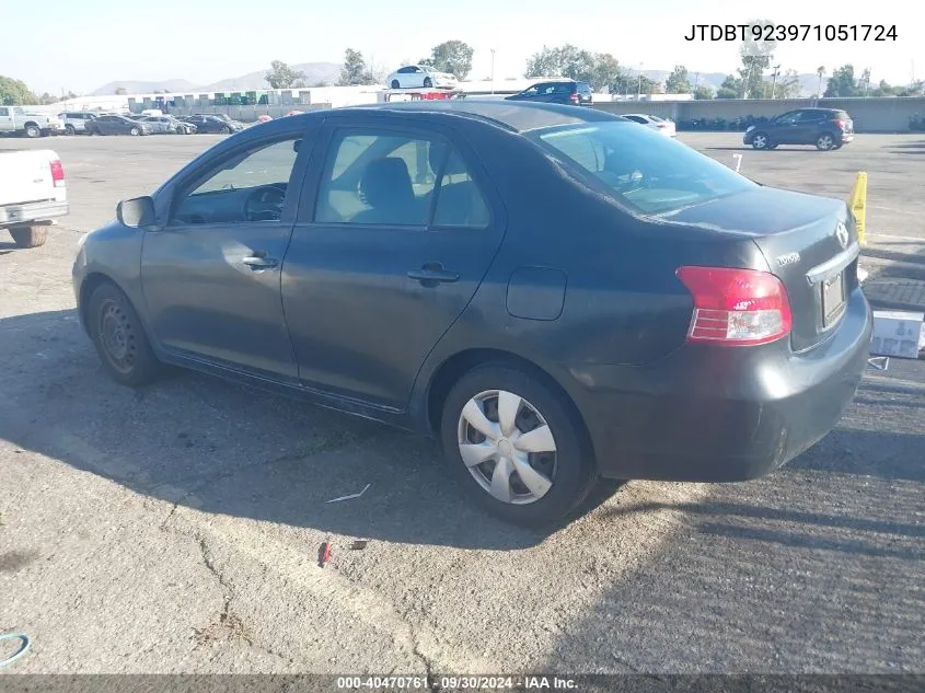 2007 Toyota Yaris VIN: JTDBT923971051724 Lot: 40470761