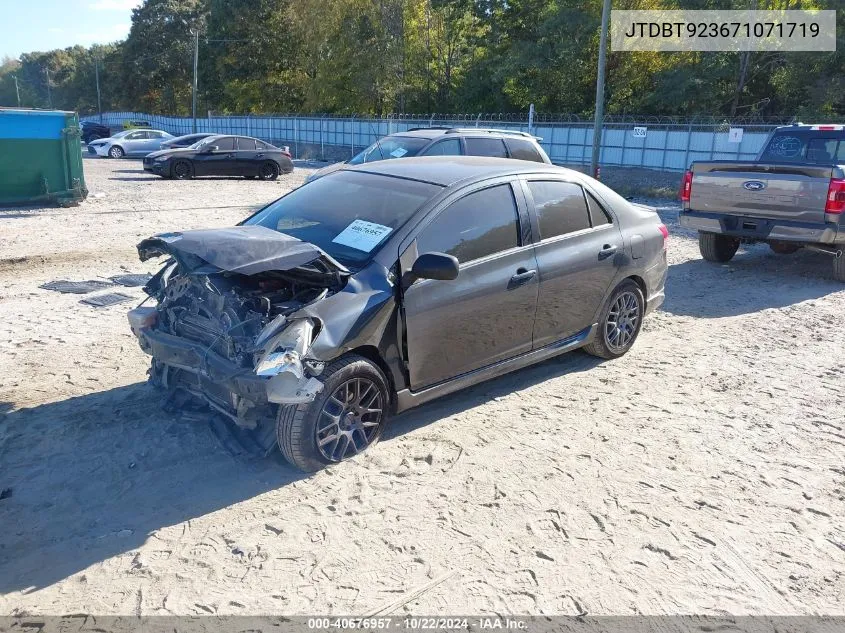 2007 Toyota Yaris S VIN: JTDBT923671071719 Lot: 40676957