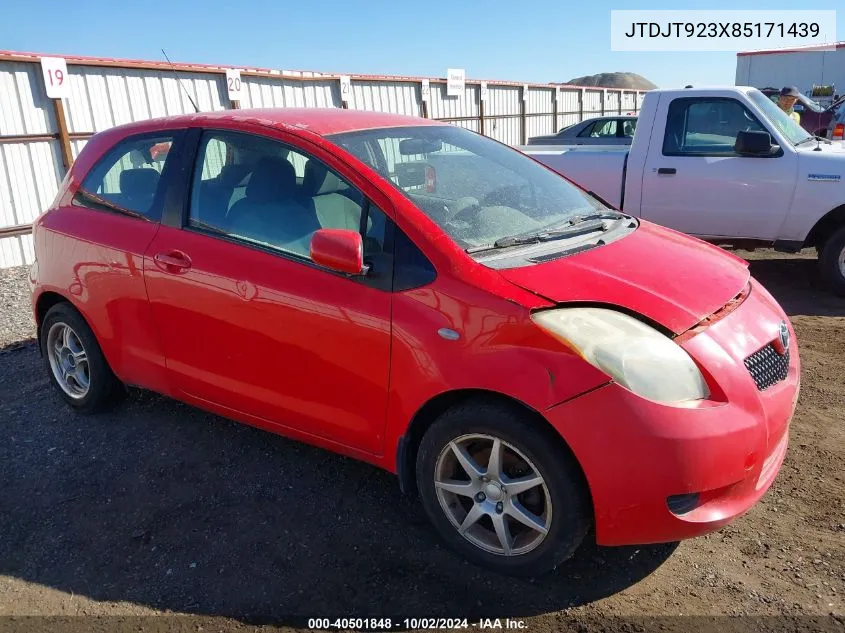 2008 Toyota Yaris VIN: JTDJT923X85171439 Lot: 40501848