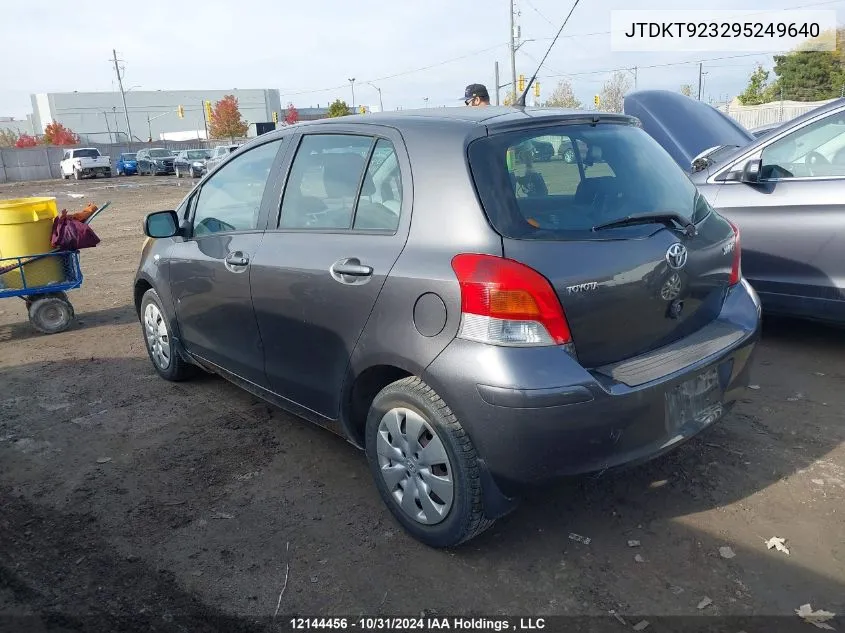 2009 Toyota Yaris VIN: JTDKT923295249640 Lot: 12144456