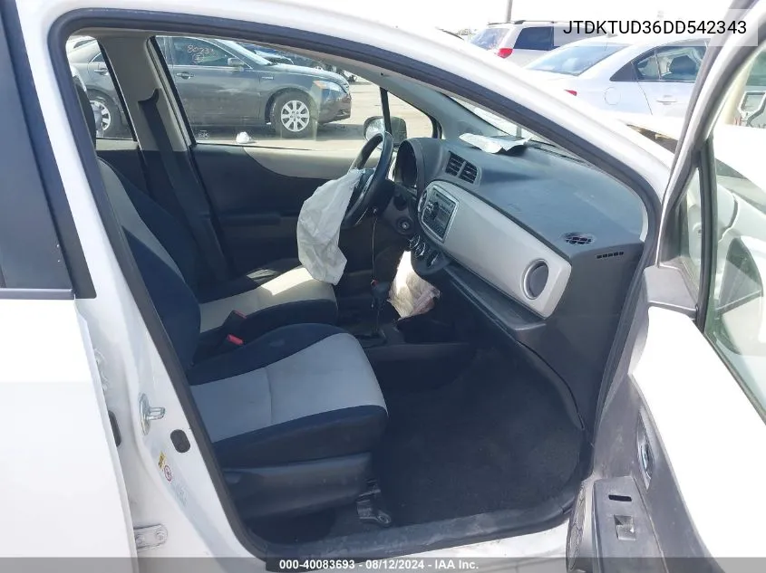 JTDKTUD36DD542343 2013 Toyota Yaris Le