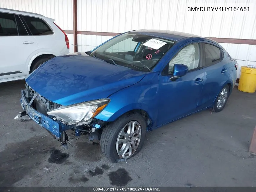 3MYDLBYV4HY164651 2017 Toyota Yaris Ia