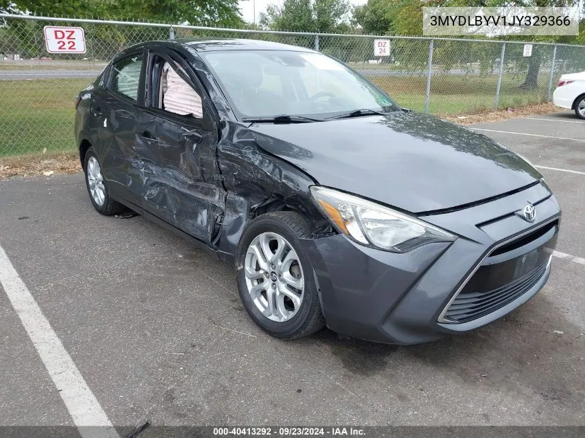 3MYDLBYV1JY329366 2018 Toyota Yaris Ia