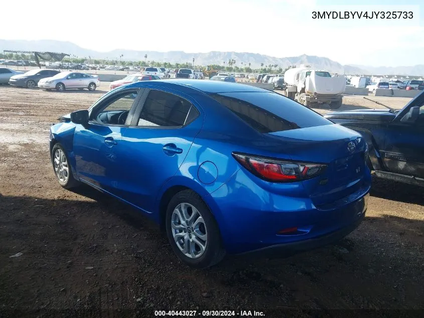 3MYDLBYV4JY325733 2018 Toyota Yaris Ia