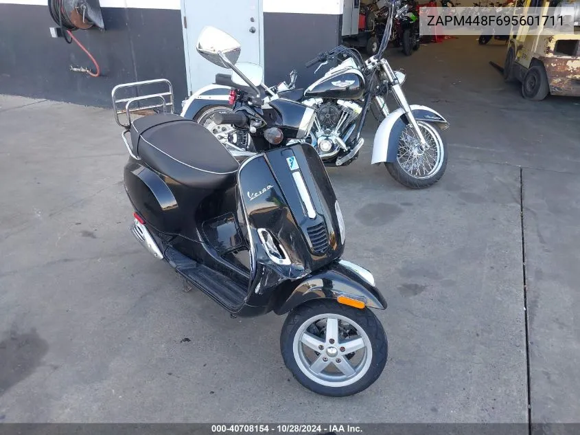 2009 Vespa Lx 150 VIN: ZAPM448F695601711 Lot: 40708154