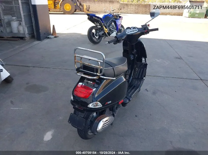 2009 Vespa Lx 150 VIN: ZAPM448F695601711 Lot: 40708154