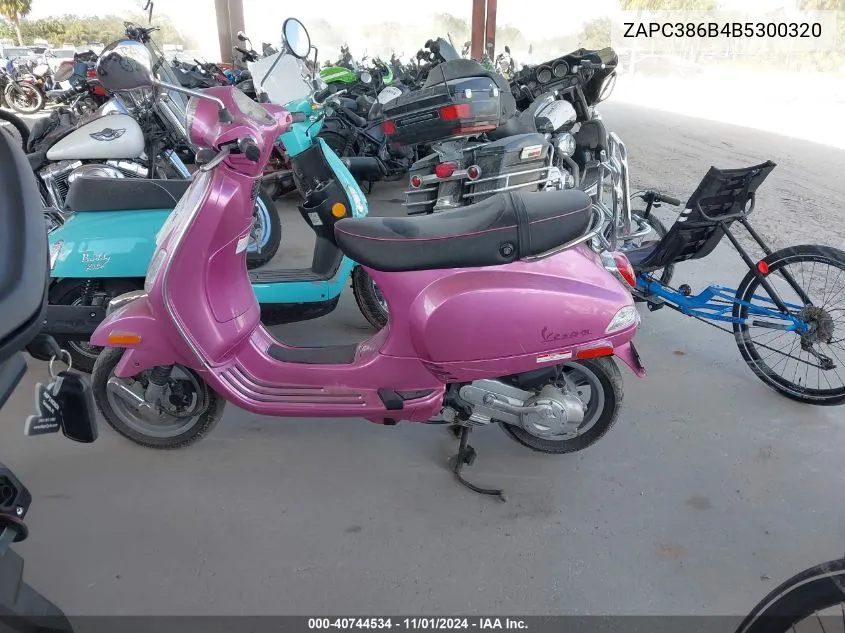 2011 Vespa Lx 50 VIN: ZAPC386B4B5300320 Lot: 40744534