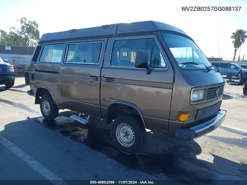 1986 Volkswagen Vanagon Campmobile VIN: WV2ZB0257GG088137 Lot: 40802090