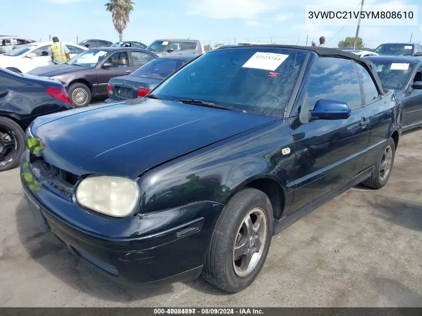 3VWDC21V5YM808610 2000 Volkswagen Cabrio Gls