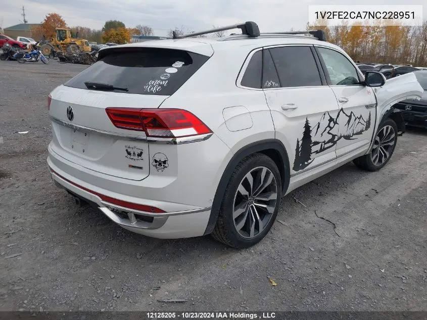 2022 Volkswagen Atlas Cross Sport VIN: 1V2FE2CA7NC228951 Lot: 12125205