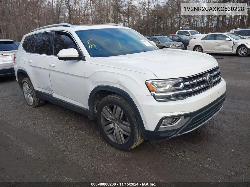 2019 Volkswagen Atlas 3.6L V6 Sel Premium VIN: 1V2NR2CAXKC530228 Lot: 40880230