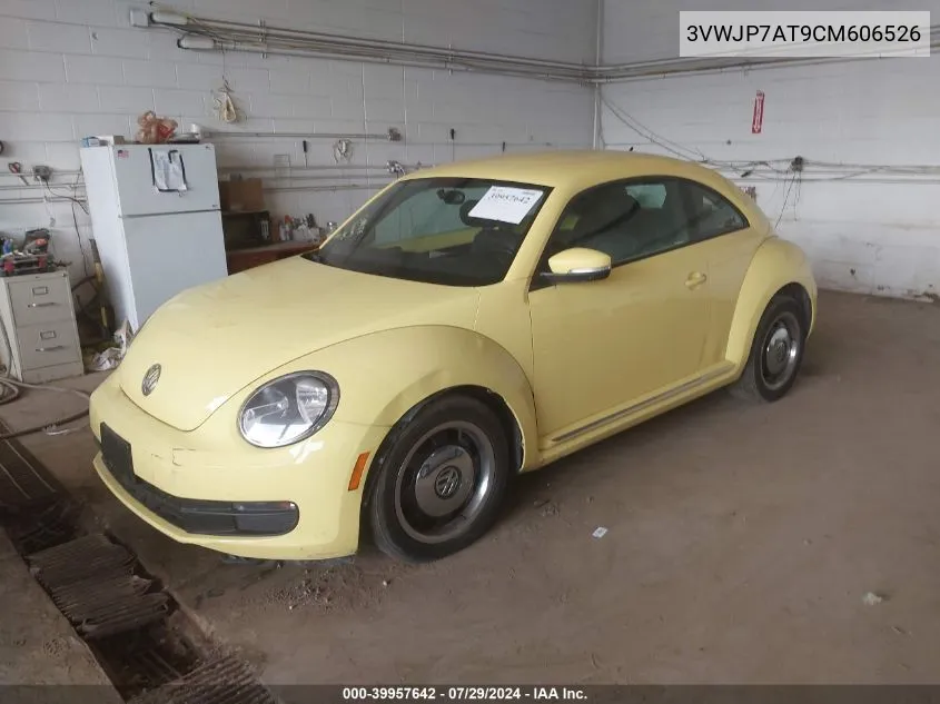 2012 Volkswagen Beetle 2.5L VIN: 3VWJP7AT9CM606526 Lot: 39957642