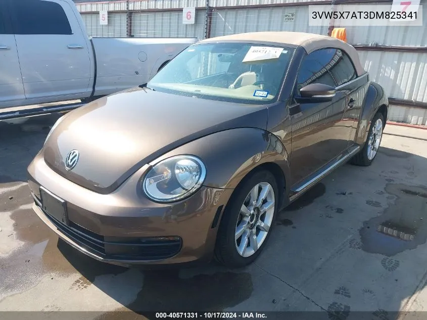 2013 Volkswagen Beetle 2.5L VIN: 3VW5X7AT3DM825341 Lot: 40571331