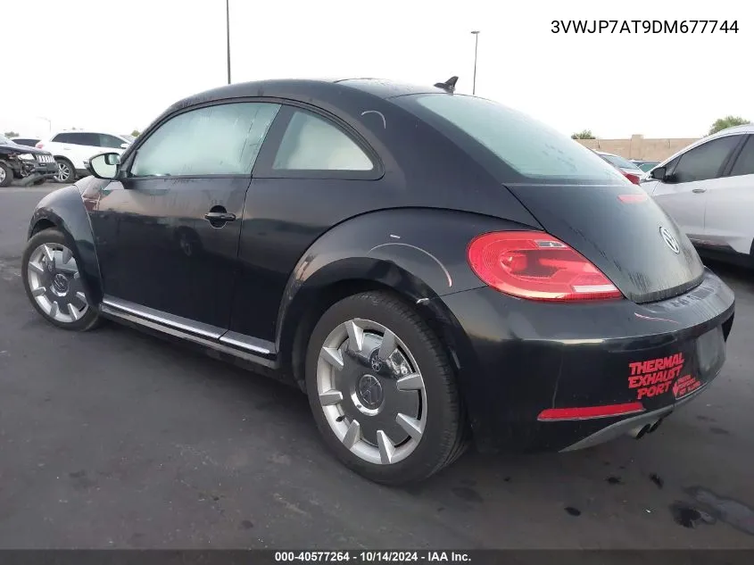 2013 Volkswagen Beetle VIN: 3VWJP7AT9DM677744 Lot: 40577264