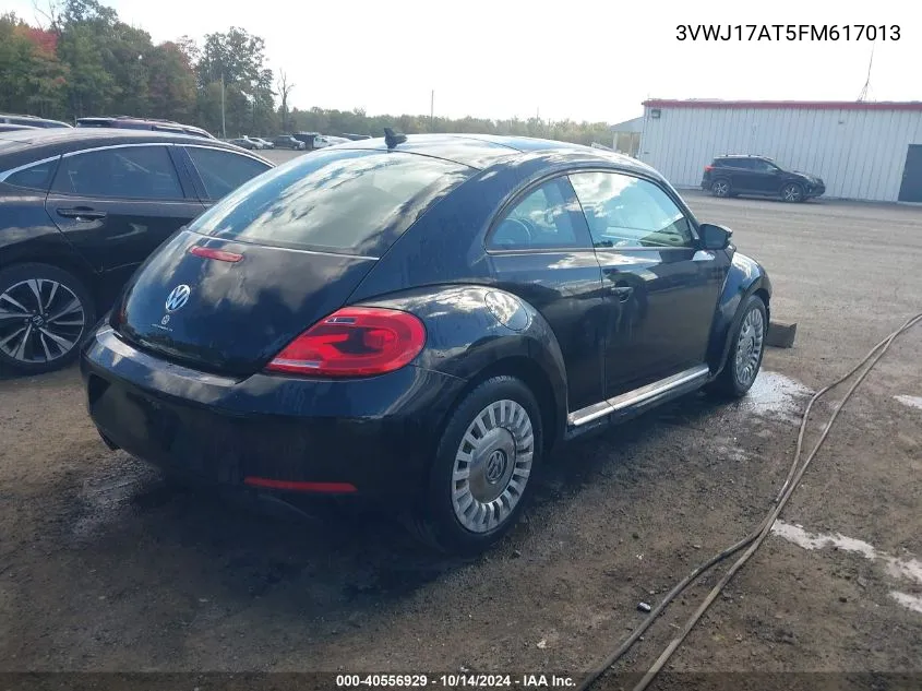 2015 Volkswagen Beetle 1.8T VIN: 3VWJ17AT5FM617013 Lot: 40556929