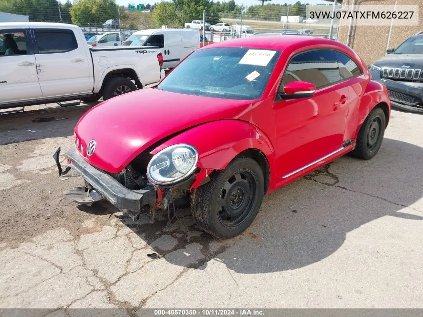 2015 Volkswagen Beetle Coupe 1.8T VIN: 3VWJ07ATXFM626227 Lot: 40570350