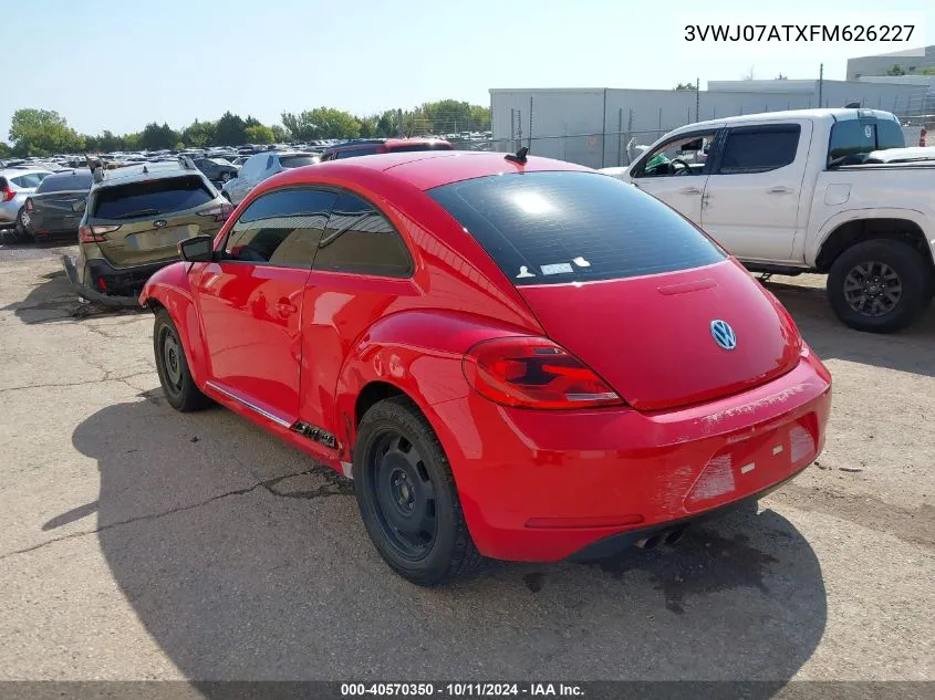 2015 Volkswagen Beetle Coupe 1.8T VIN: 3VWJ07ATXFM626227 Lot: 40570350