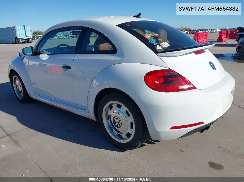 2015 Volkswagen Beetle 1.8T Classic VIN: 3VWF17AT4FM654382 Lot: 40864790