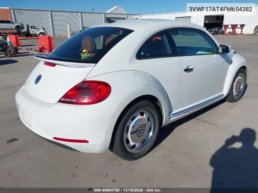 2015 Volkswagen Beetle 1.8T Classic VIN: 3VWF17AT4FM654382 Lot: 40864790