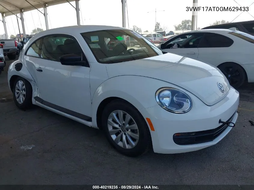 2016 Volkswagen Beetle 1.8T S VIN: 3VWF17AT0GM629433 Lot: 40219235