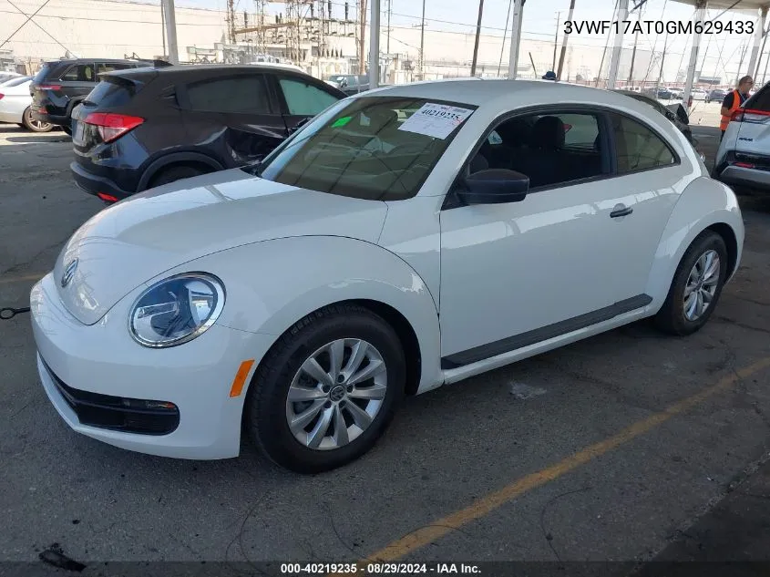 2016 Volkswagen Beetle 1.8T S VIN: 3VWF17AT0GM629433 Lot: 40219235