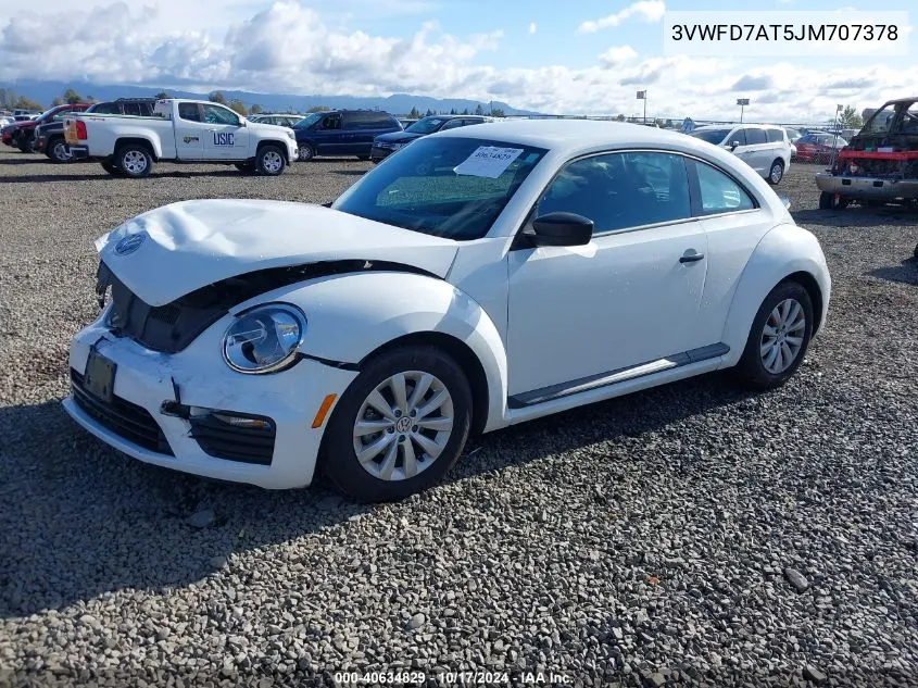 2018 Volkswagen Beetle 2.0T Coast/2.0T S VIN: 3VWFD7AT5JM707378 Lot: 40634829